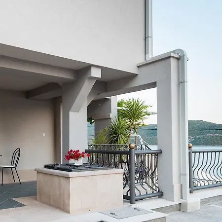 Bora Apartment